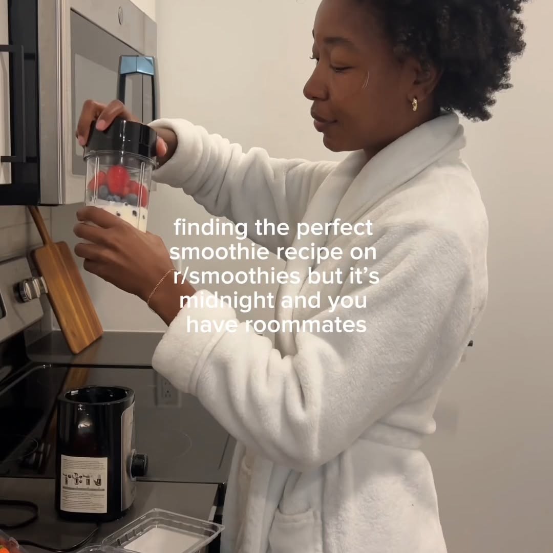 Gotta muffle the blender so your roommate doesn’t ask for a sip.

Find late-night smoothie inspo at r/smoothies. Link in