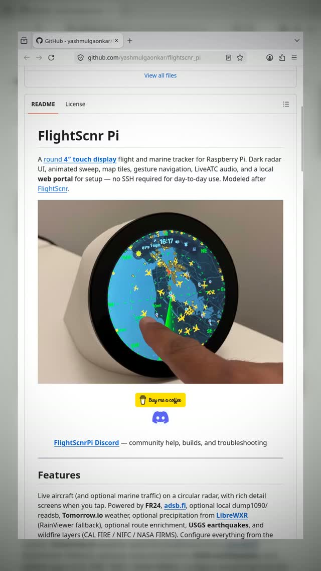 Build a Live Aircraft Radar With a Raspberry Pi 

FlightScnr Pi is the hardware tracking system that turns a Raspberry P
